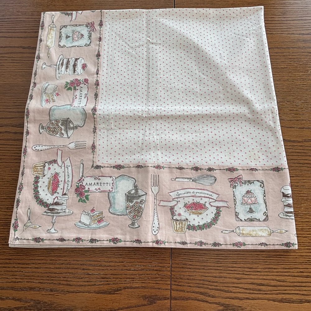 Vintage Clayre and  Eef Pink and White Bakery Pastry Polkadot Square Tablecloth